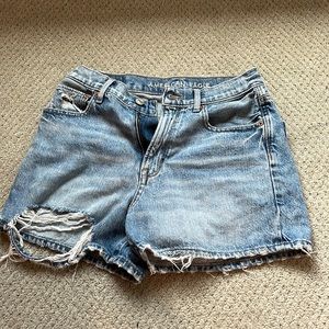 AE Light Wash Denim Jean Shorts Size 4